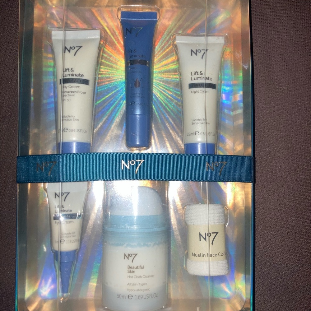 No7 perfect lift
